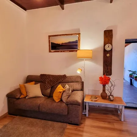 Casa Pirusa Country house
