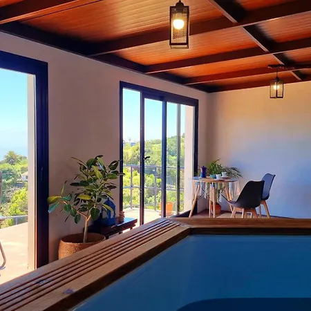 Casa Pirusa